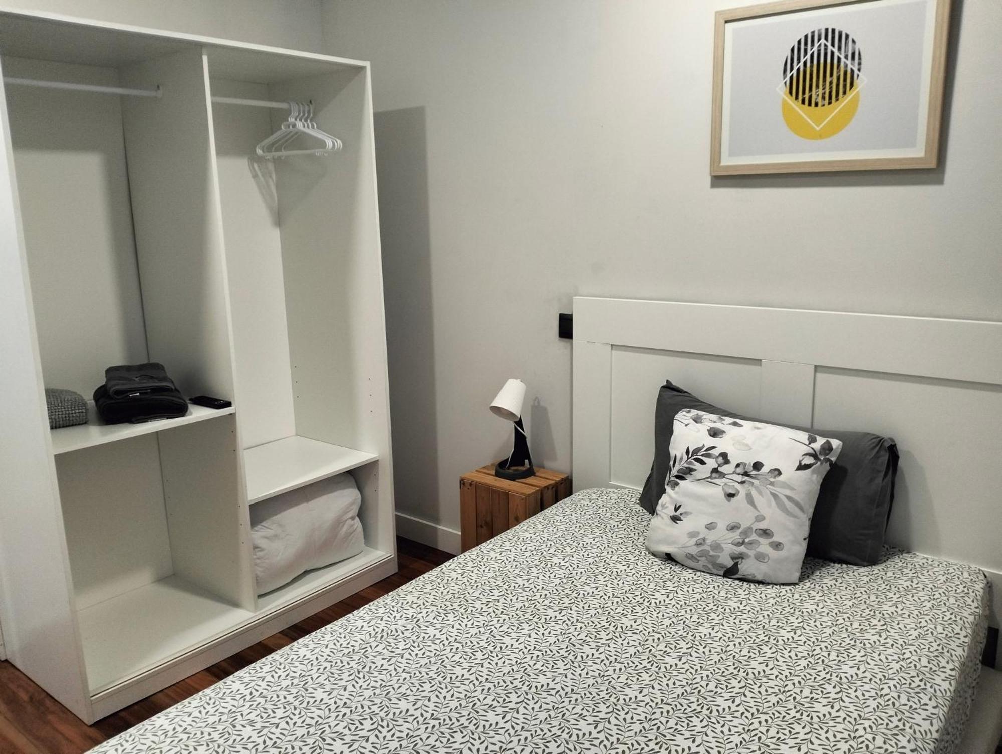 Pension Guggenheim Riverview Hbi01297 Bilbao Extérieur photo